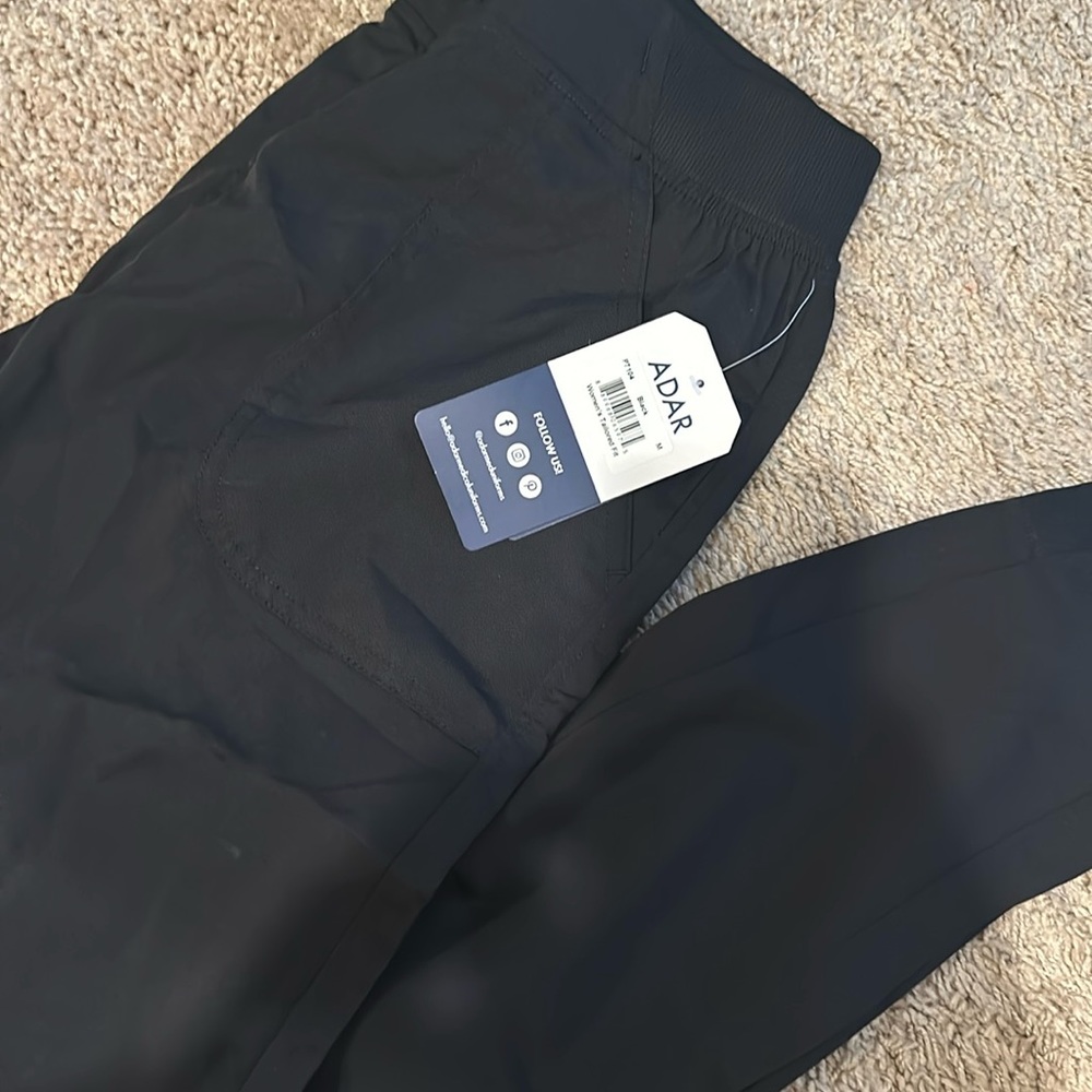 Adar scrub pants one side zip pocket leg and pockets